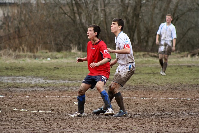 受到他的全 受到他的全